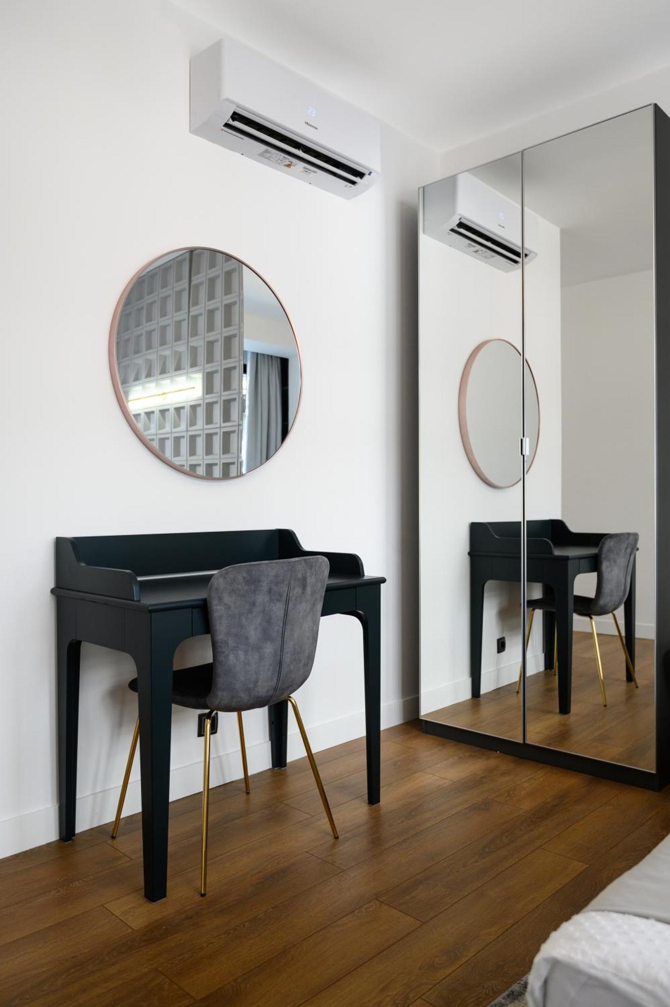 Urban Downtown Luxury Rooms And Suites Belgrado Buitenkant foto