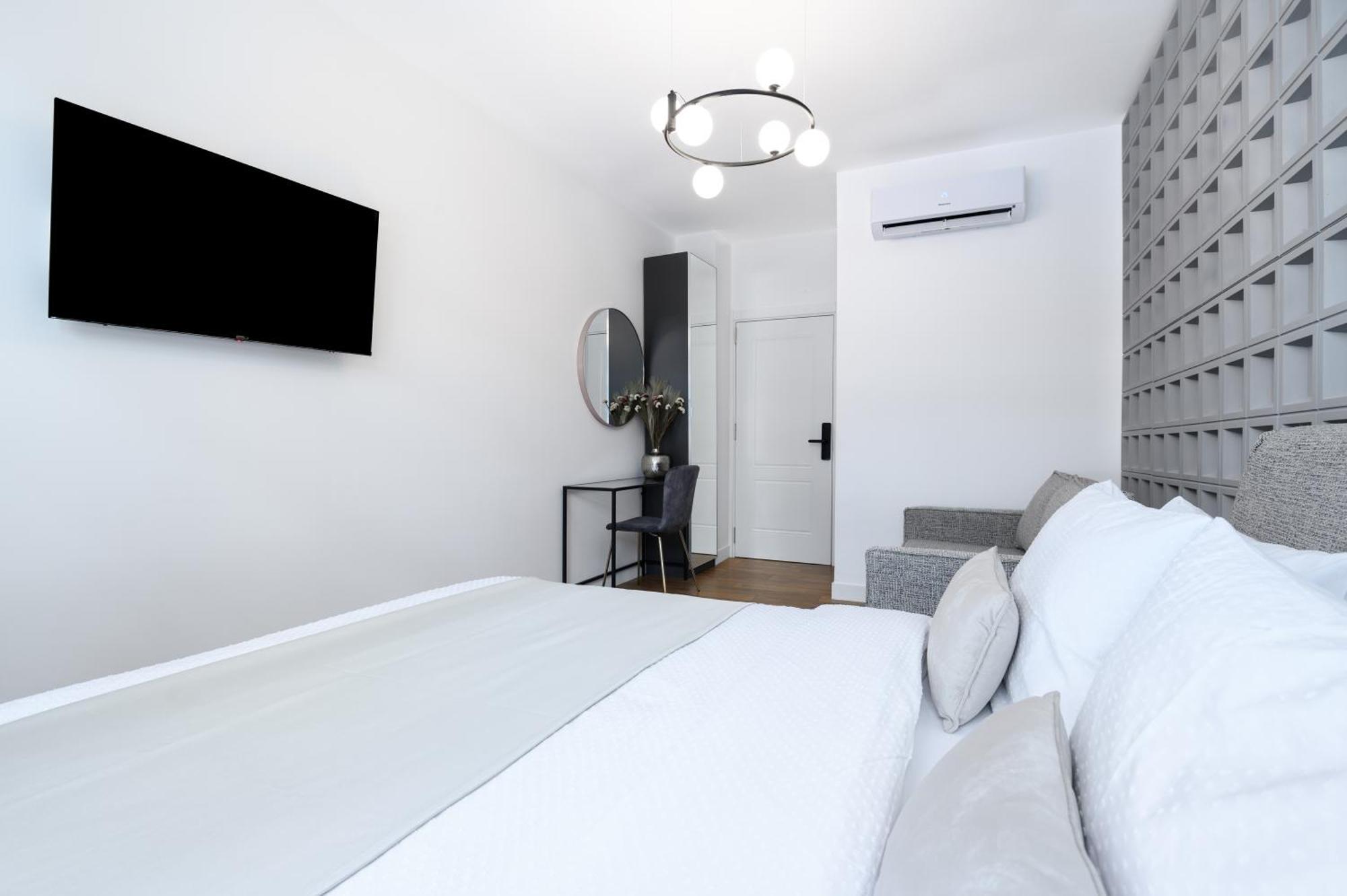 Urban Downtown Luxury Rooms And Suites Belgrado Buitenkant foto